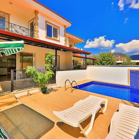 Lucy 1 Вилла Каш